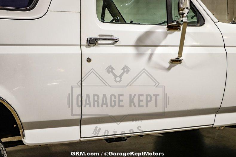 Ford-Bronco-1994-White-Tan-48