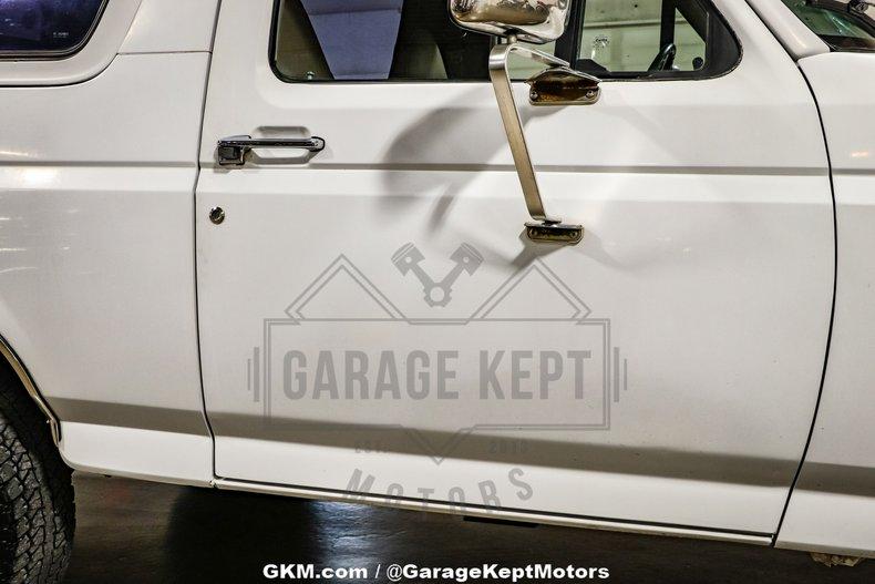 Ford-Bronco-1994-White-Tan-49