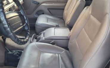 Ford-Bronco-1995-1