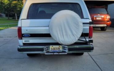 Ford-Bronco-1995-7
