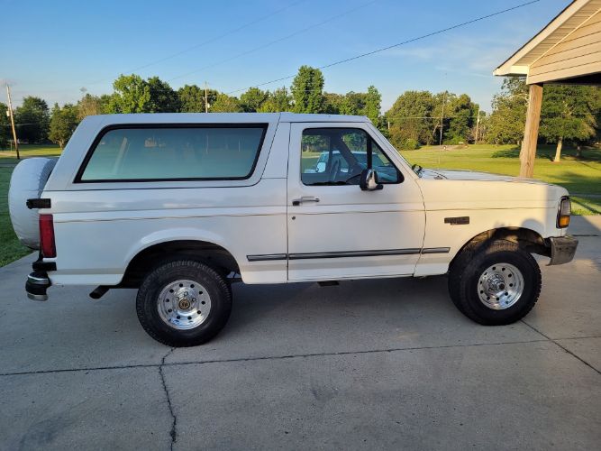 Ford-Bronco-1995-8