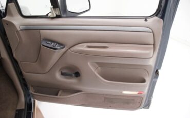 Ford-Bronco-1995-Deep-Forest-Green-Me-Medium-Mocha-25