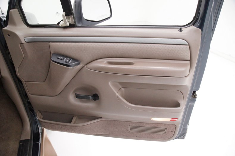 Ford-Bronco-1995-Deep-Forest-Green-Me-Medium-Mocha-25