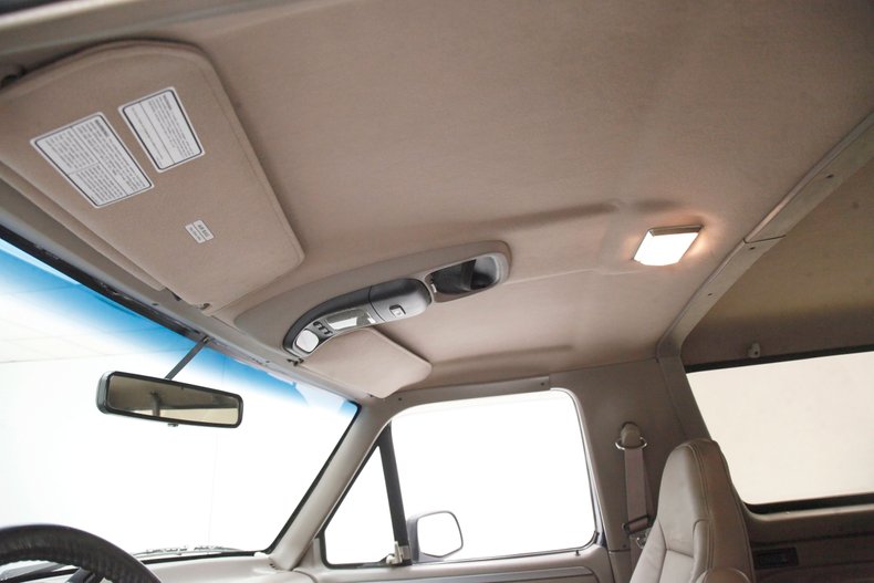 Ford-Bronco-1995-Deep-Forest-Green-Me-Medium-Mocha-37