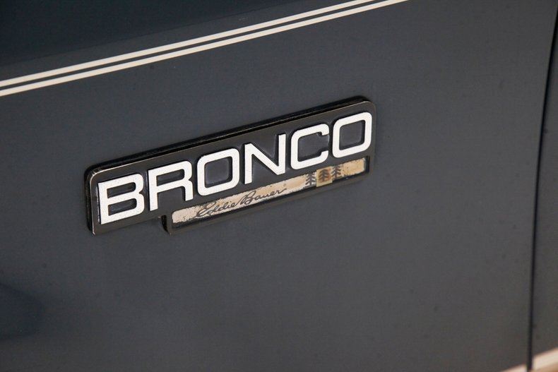 Ford-Bronco-1995-Deep-Forest-Green-Me-Medium-Mocha-6