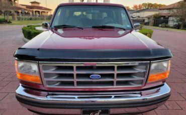 Ford-Bronco-1995-Red-Gray-1