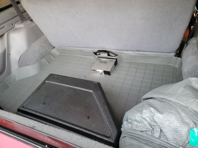 Ford-Bronco-1995-Red-Gray-2