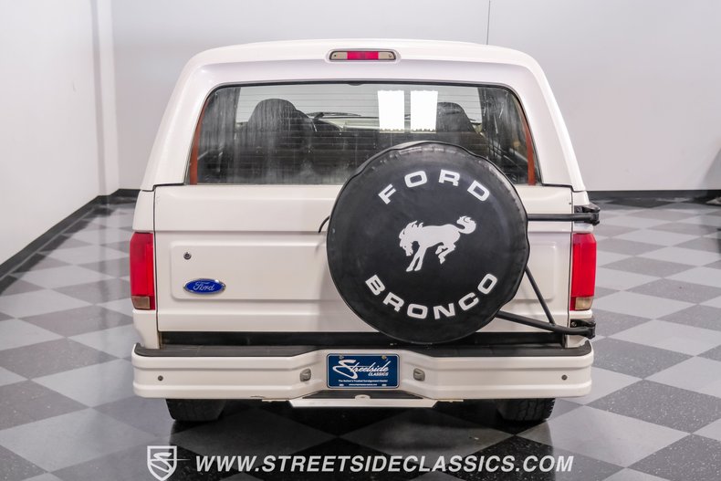Ford-Bronco-1995-White-Pearl-Medium-Mocha-12