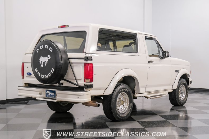 Ford-Bronco-1995-White-Pearl-Medium-Mocha-14