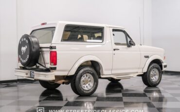 Ford-Bronco-1995-White-Pearl-Medium-Mocha-17