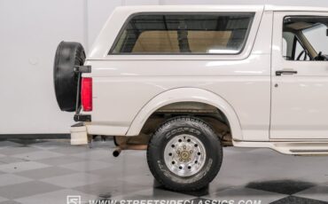 Ford-Bronco-1995-White-Pearl-Medium-Mocha-19