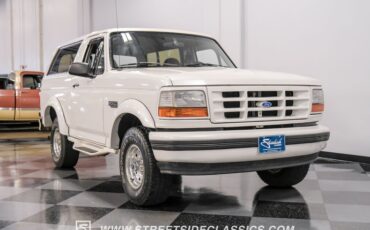 Ford-Bronco-1995-White-Pearl-Medium-Mocha-23
