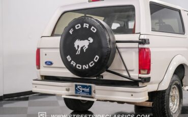 Ford-Bronco-1995-White-Pearl-Medium-Mocha-27