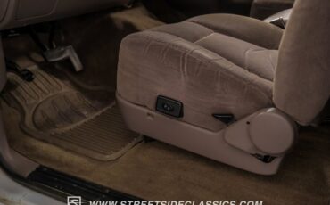 Ford-Bronco-1995-White-Pearl-Medium-Mocha-40