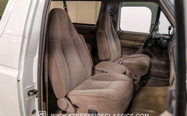 Ford-Bronco-1995-White-Pearl-Medium-Mocha-41