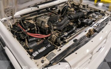 Ford-Bronco-1995-White-Pearl-Medium-Mocha-48