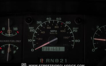 Ford-Bronco-1995-White-Pearl-Medium-Mocha-49