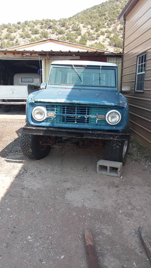 Ford-Bronco-4x4-1968