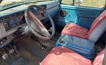 Ford-Bronco-4x4-1984-blue-7