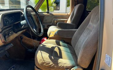 Ford-Bronco-4x4-1990-brown-13