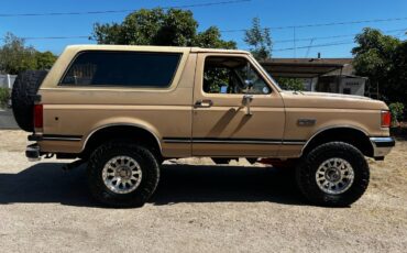 Ford-Bronco-4x4-1990-brown-9