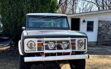 Ford-Bronco-Classic-1971-Both-Tops-10