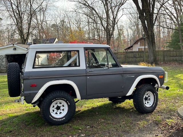 Ford-Bronco-Classic-1971-Both-Tops-5