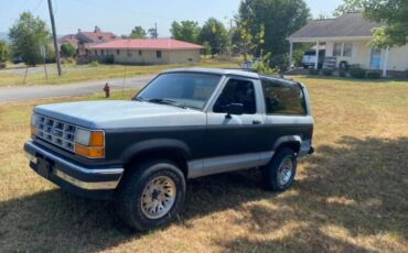 Ford-Bronco-II-1990-SUV-2