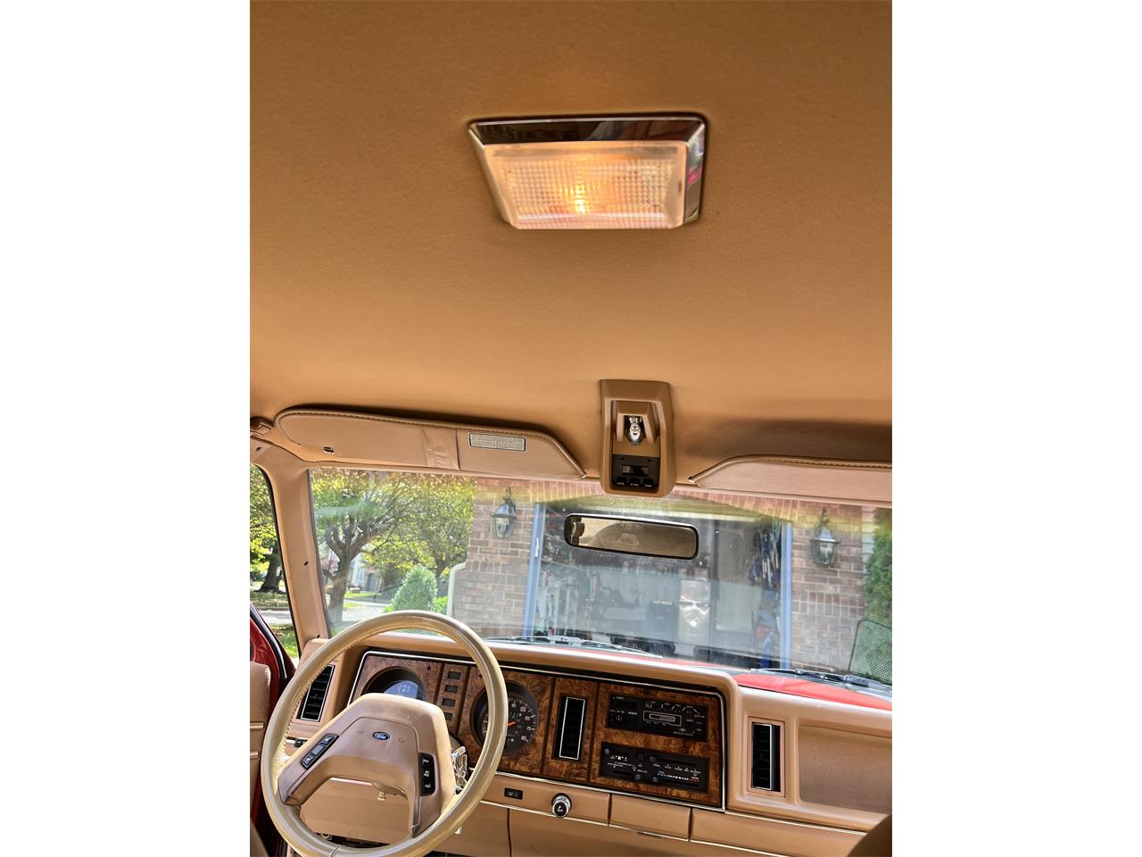 Ford-Bronco-ii-1985-Redtan-Tan-9
