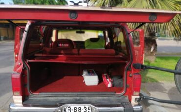 Ford-Bronco-ii-1987-Red-cream-Red-11