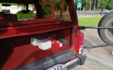 Ford-Bronco-ii-1987-Red-cream-Red-12