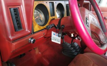 Ford-Bronco-ii-1987-Red-cream-Red-24