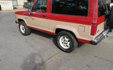 Ford-Bronco-ii-1987-Red-cream-Red-26
