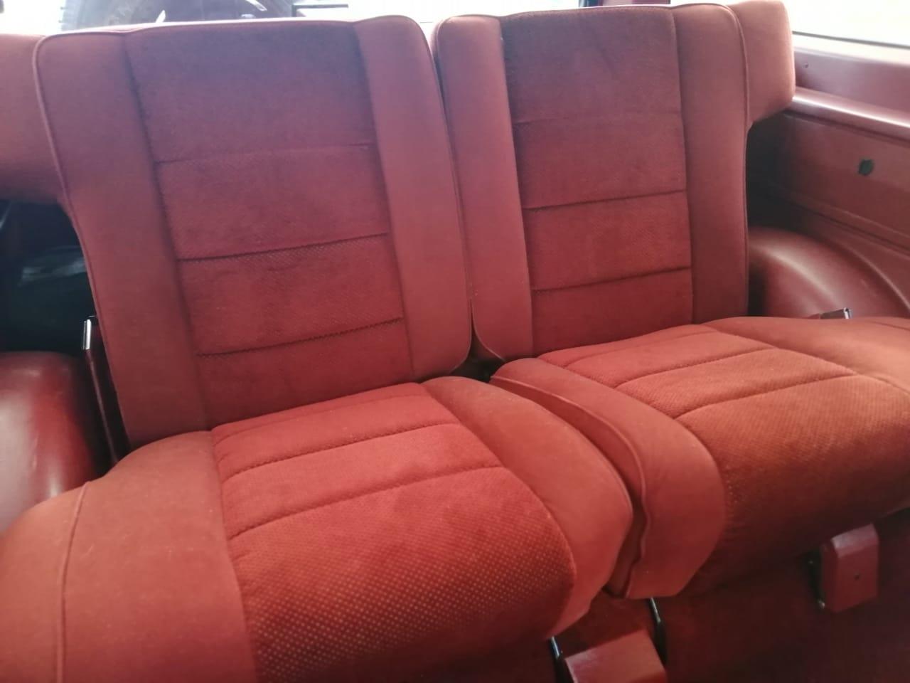 Ford-Bronco-ii-1987-Red-cream-Red-35