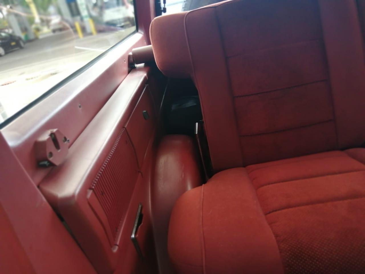 Ford-Bronco-ii-1987-Red-cream-Red-36