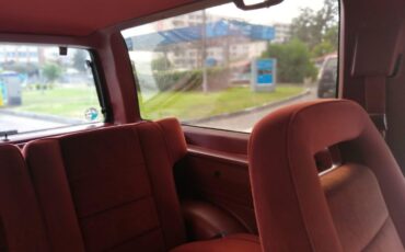 Ford-Bronco-ii-1987-Red-cream-Red-39
