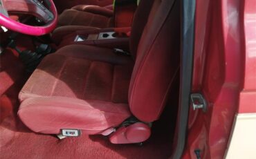Ford-Bronco-ii-1987-Red-cream-Red-40