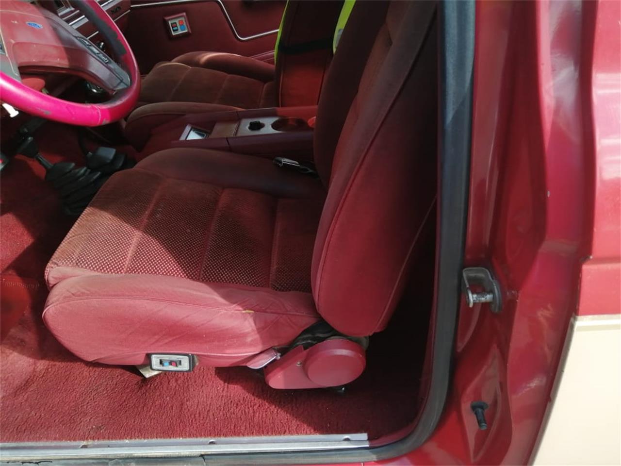 Ford-Bronco-ii-1987-Red-cream-Red-40