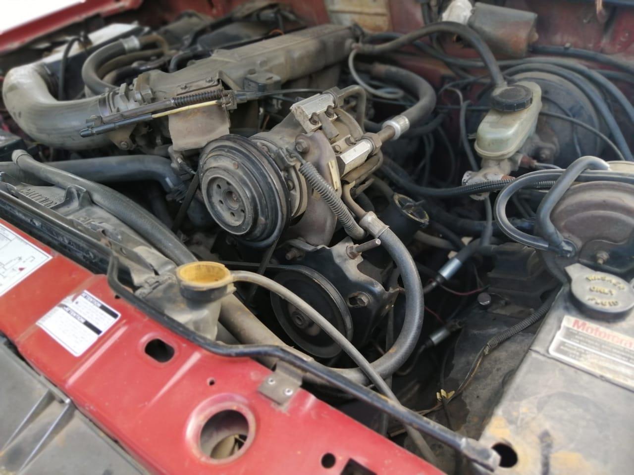 Ford-Bronco-ii-1987-Red-cream-Red-52