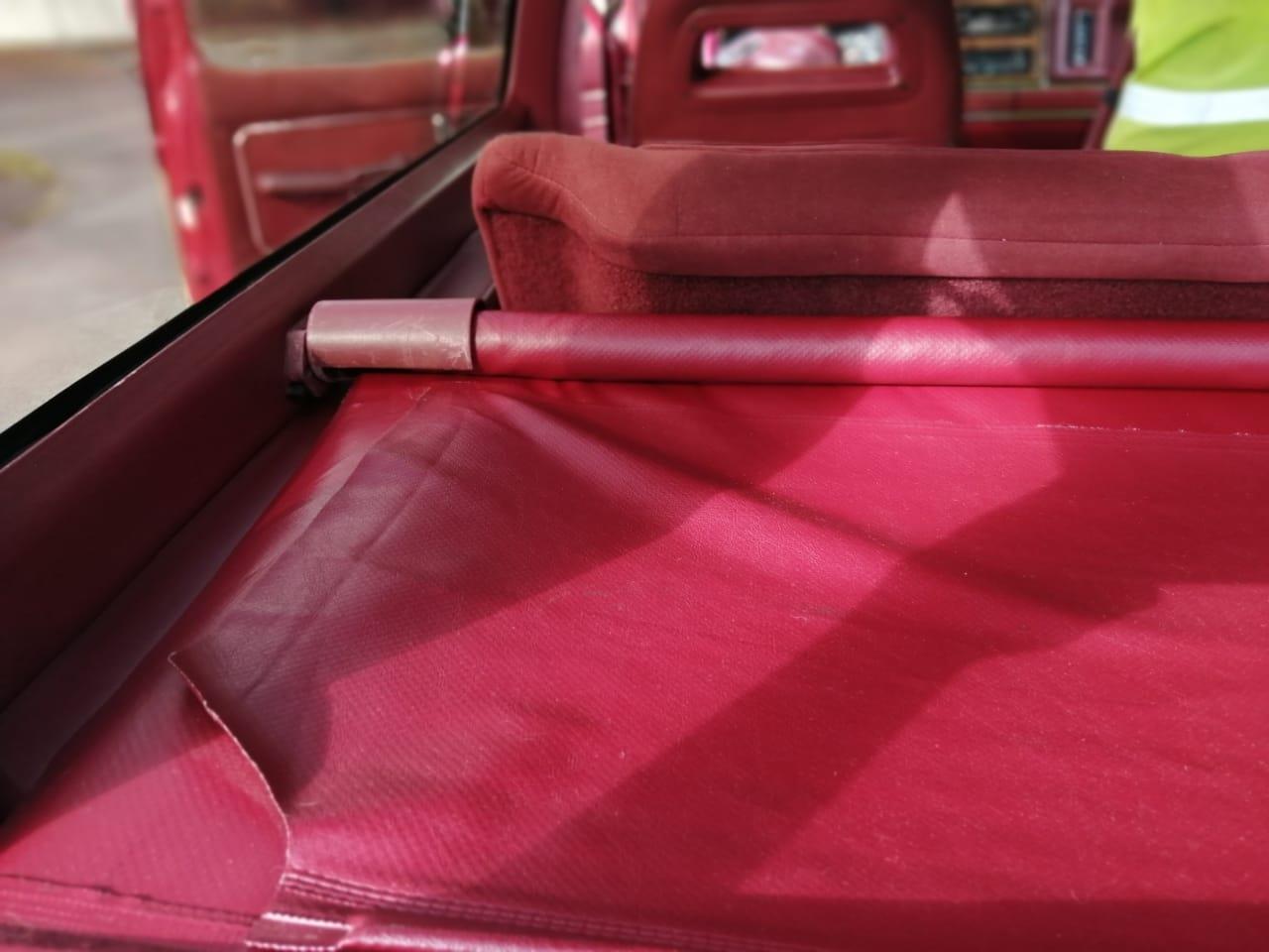 Ford-Bronco-ii-1987-Red-cream-Red-56