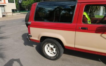 Ford-Bronco-ii-1987-Red-cream-Red-6