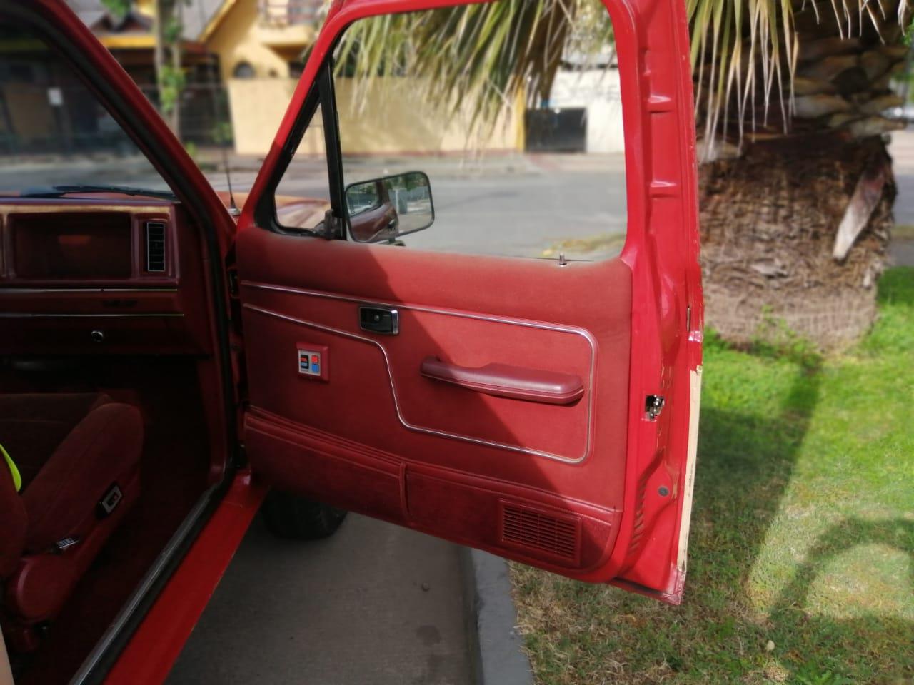 Ford-Bronco-ii-1987-Red-cream-Red-67