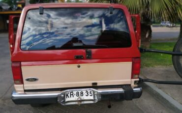 Ford-Bronco-ii-1987-Red-cream-Red-8