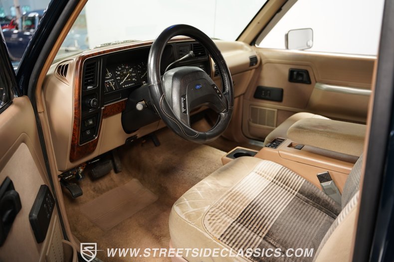 Ford-Bronco-ii-1989-Hunter-Green-light-sandle-wood-13