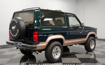 Ford-Bronco-ii-1989-Hunter-Green-light-sandle-wood-18
