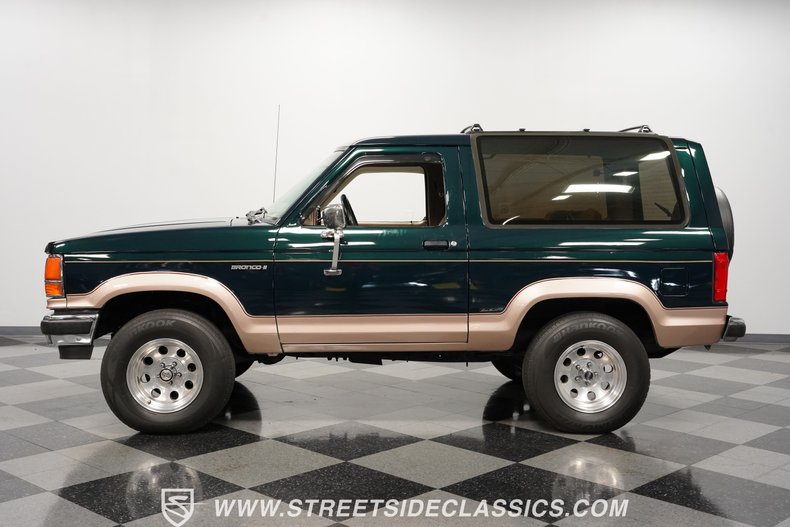 Ford-Bronco-ii-1989-Hunter-Green-light-sandle-wood-2