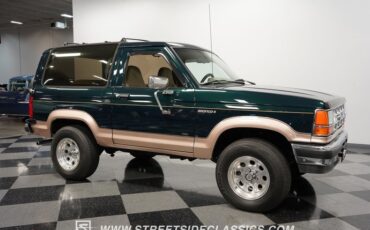 Ford-Bronco-ii-1989-Hunter-Green-light-sandle-wood-21