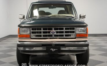 Ford-Bronco-ii-1989-Hunter-Green-light-sandle-wood-23