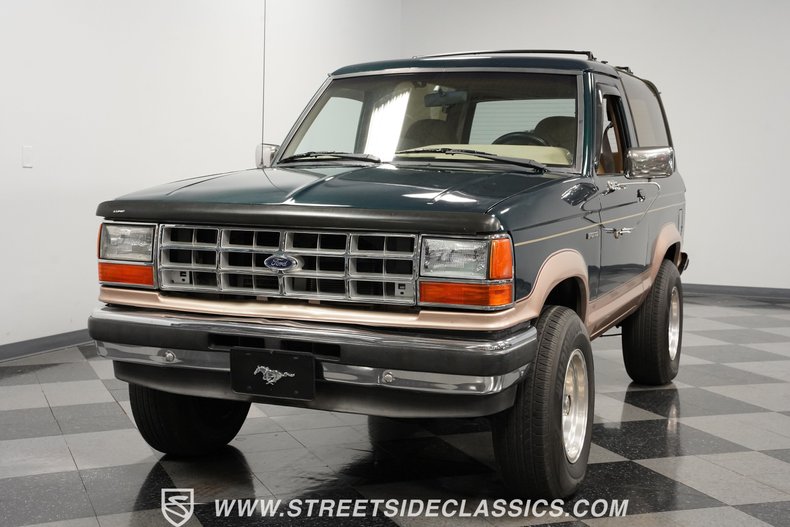 Ford-Bronco-ii-1989-Hunter-Green-light-sandle-wood-24