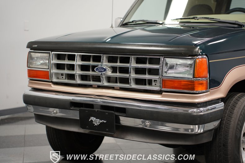 Ford-Bronco-ii-1989-Hunter-Green-light-sandle-wood-25